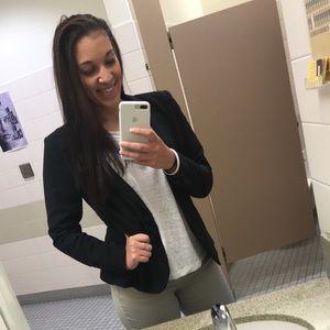 Meet your Posher, Sydney